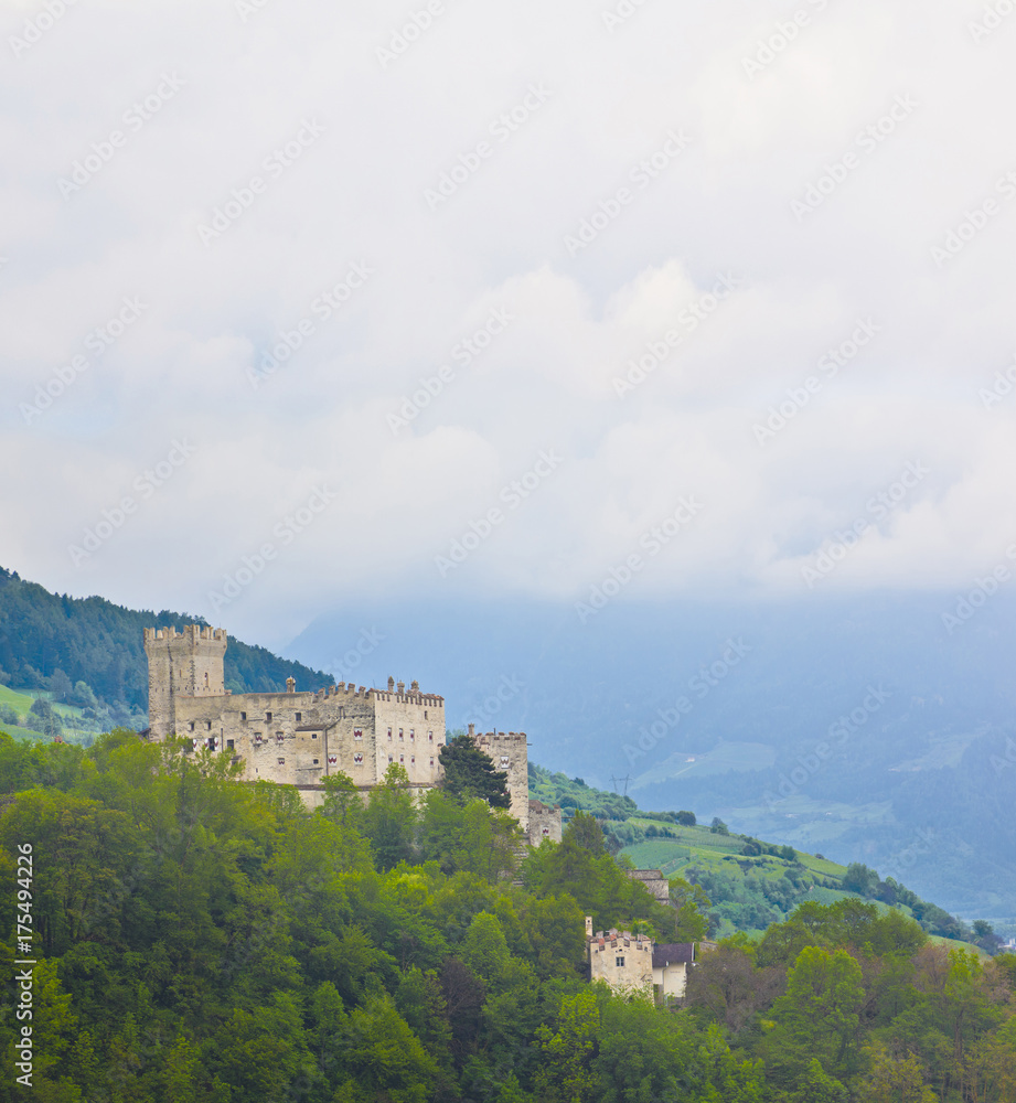 Südtirol- Impressionen, Schloss Churburg im Vinschgau
