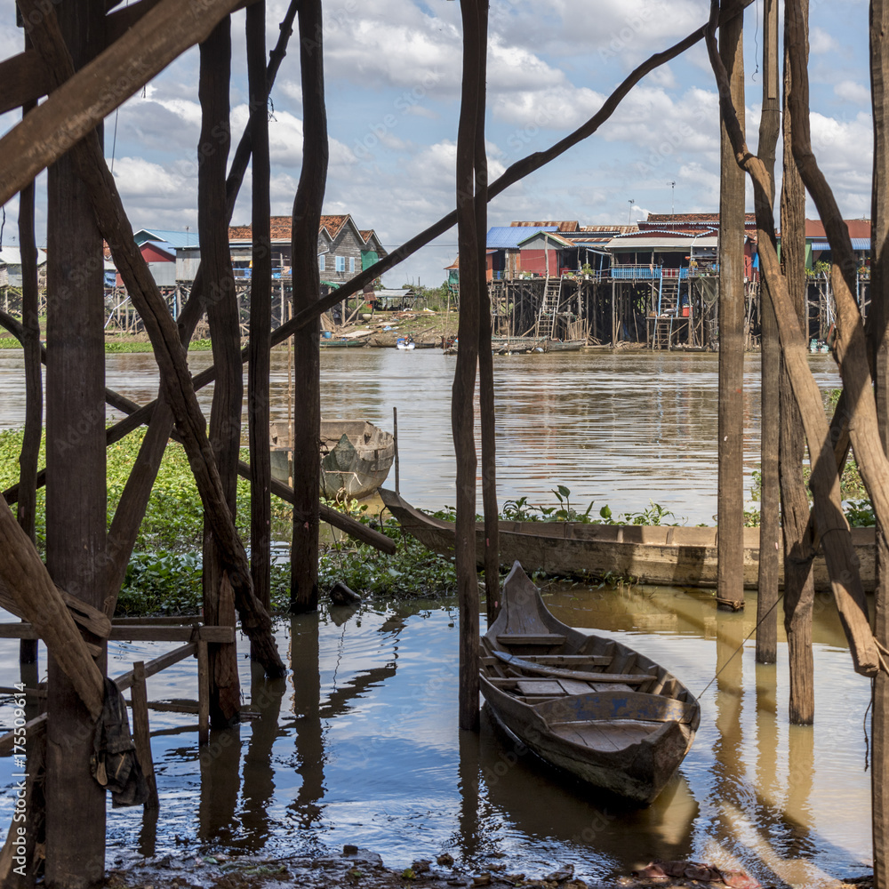 Fototapeta premium Rowboat in Tonle Sap Lake, Kampong Phluk, Siem Reap, Cambodia