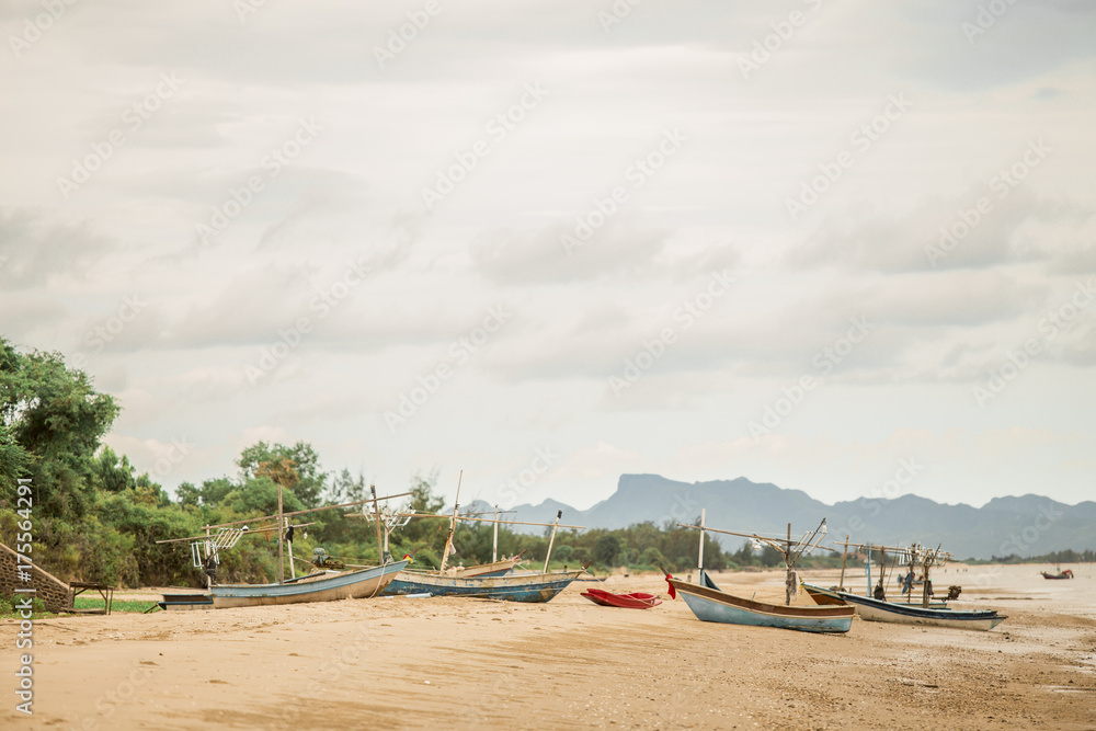 Fototapeta premium fishing boat at Hua Hin