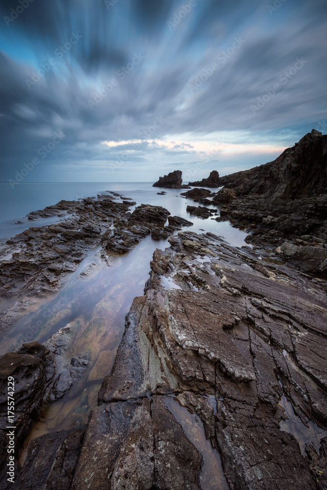 Sea rocks /
Long exposure seascape with sea rocks at the Black sea coast, Bulgaria