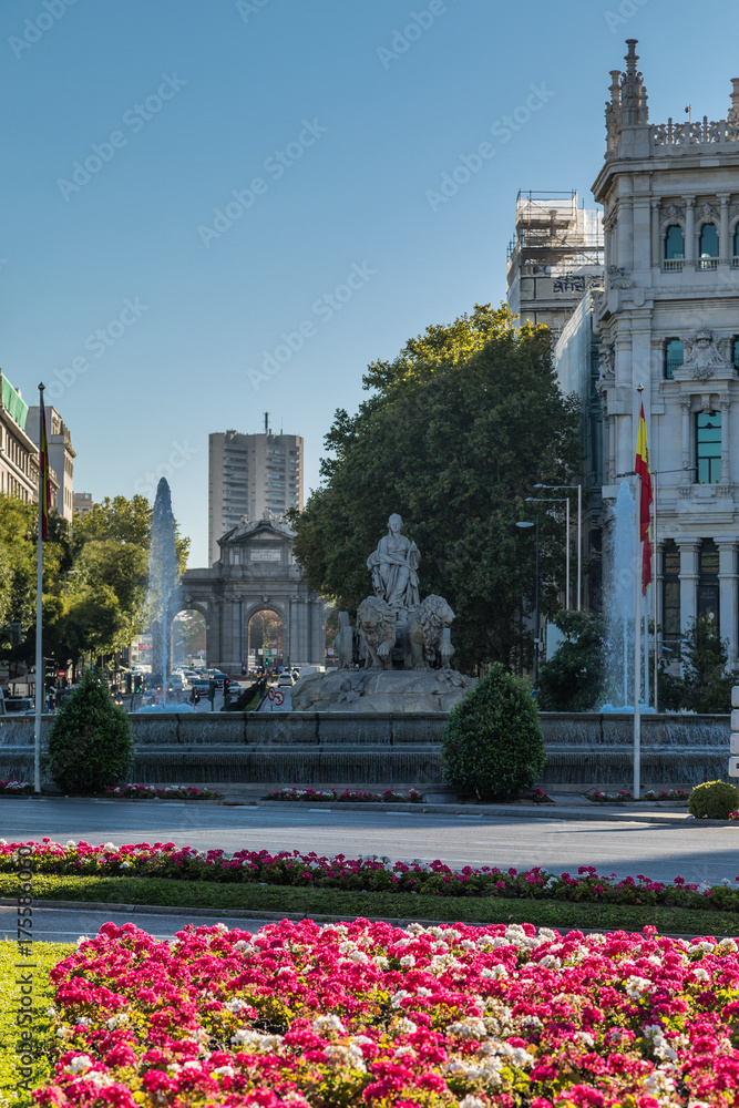 Plaza de Cibeles de Madrid con la escultura de la diosa Cibeles