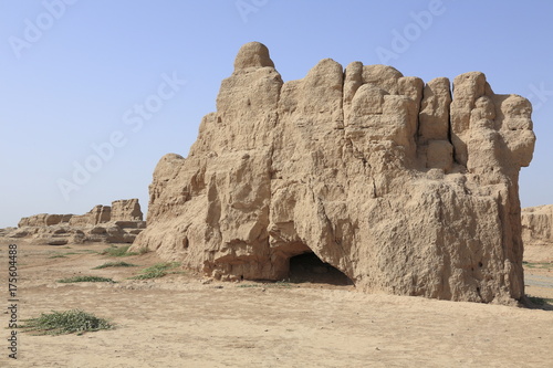 高昌故城の城壁 © kasbah