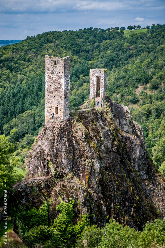 Le château de Peyrusse le Roc