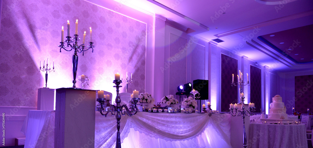 purple light show on a wedding - obrazy, fototapety, plakaty 