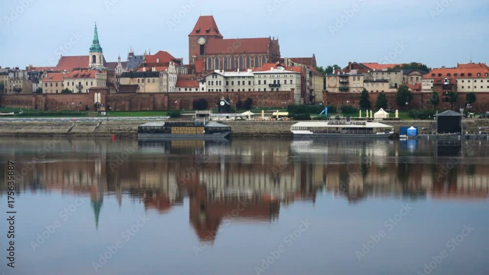 panorama view of Torun town at the Wistula river bank
panorama view of Torun town at the Wistula river bank