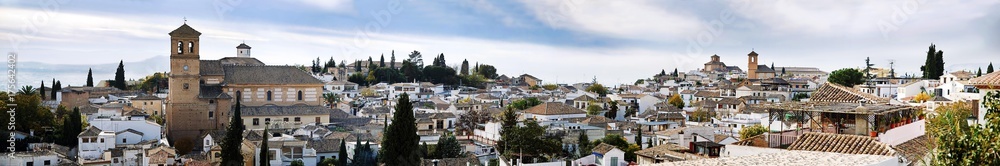Obraz premium Panoramic view of El Albaicin, oldest part of Granada, Andalusia, Spain, Europe