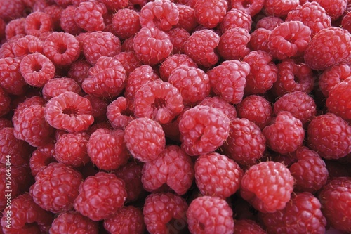Raspberries, image-filling