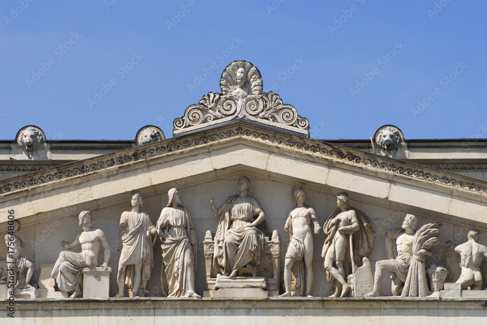 Obraz premium Gable of the Propylaea, Munich, Bavaria, Germany, Europe