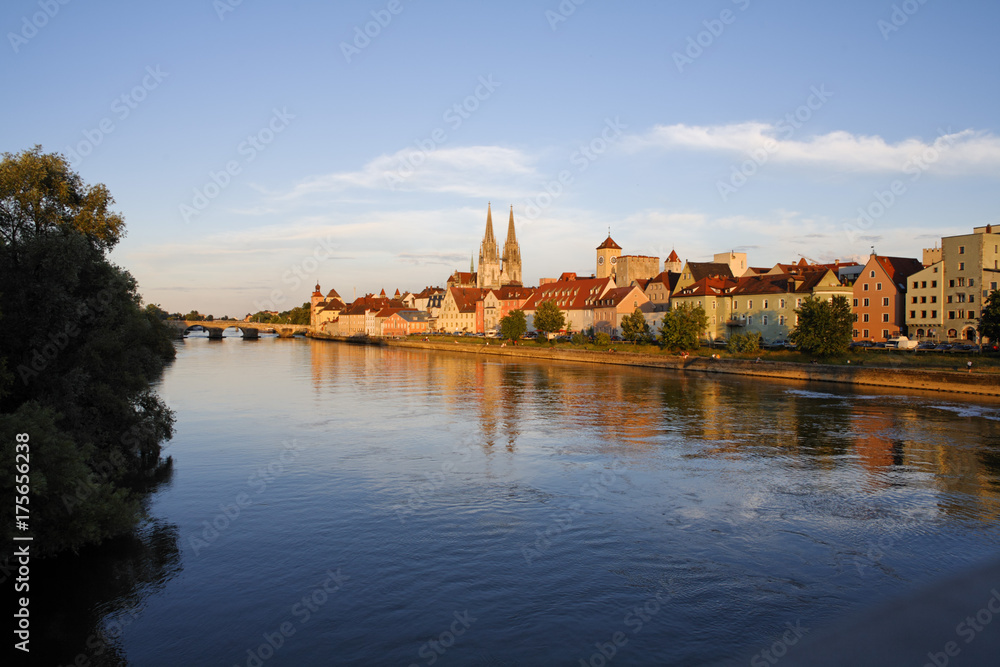 Regensburg, Stone Bridge, cathedral, Danube, Upper Palatinate, Bavaria, Germany, Europe