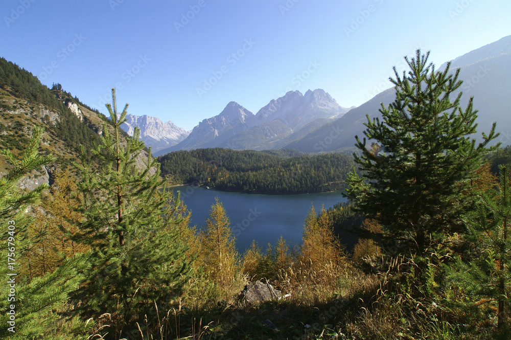 Fototapeta premium Blindsee with a view to Zugspitze, Sonnenspitze and Schartenkopf, Tyrol, Austria, Europe