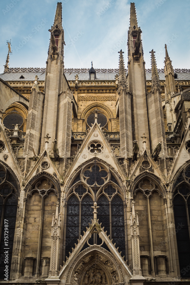 Fototapeta premium Autre entrée de Notre Dame de Paris - Paris, France