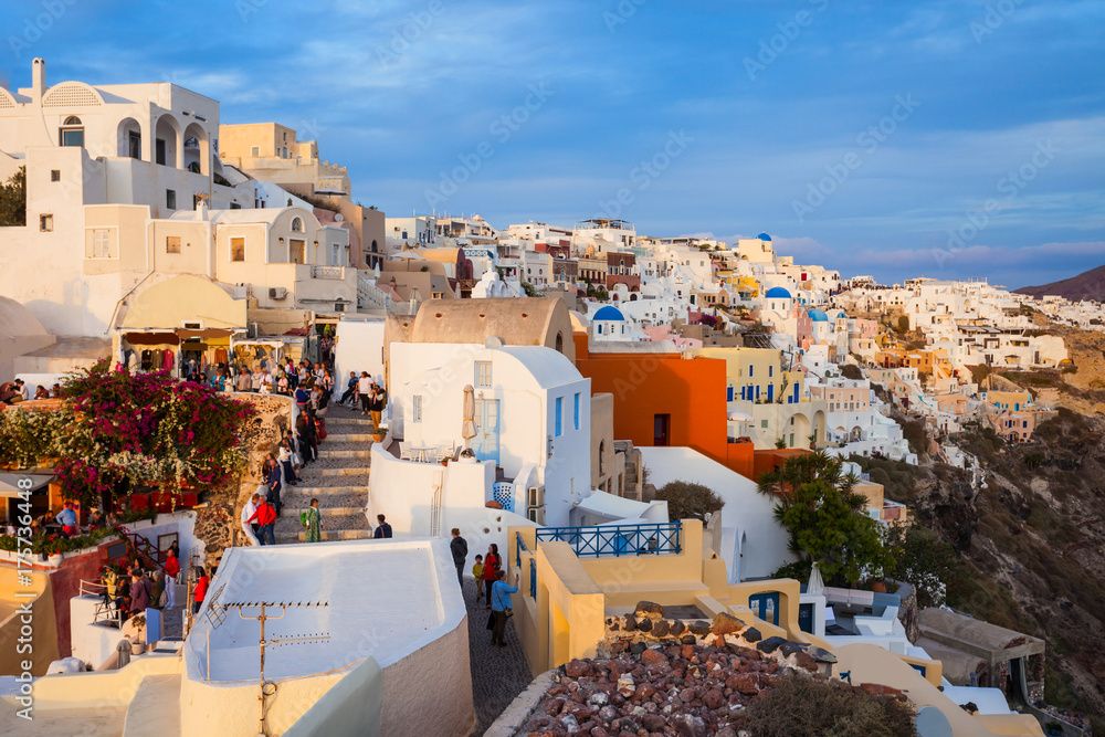 Fototapeta premium Oia town in Santorini