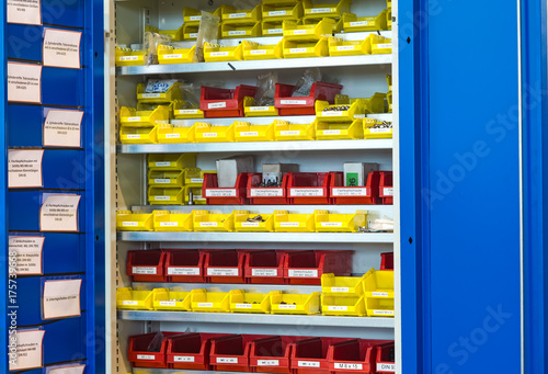 Lean Produktion 5S Schrauben Schrank