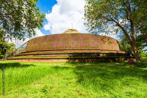 Yudaganava Rajamaha Viharaya Temple