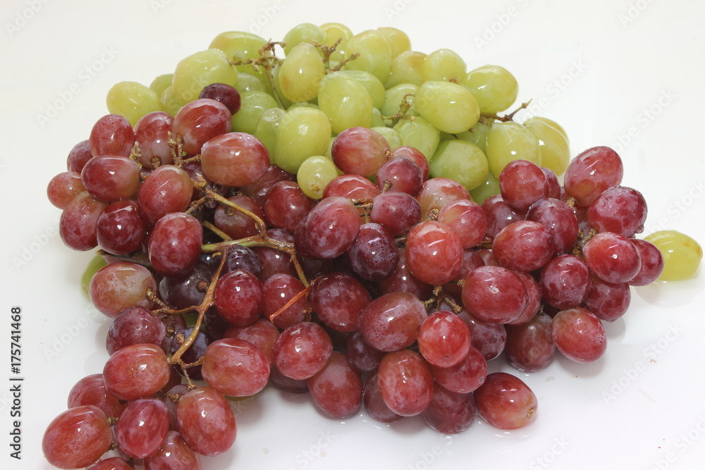 Fototapeta premium Bunch of Grapes 2