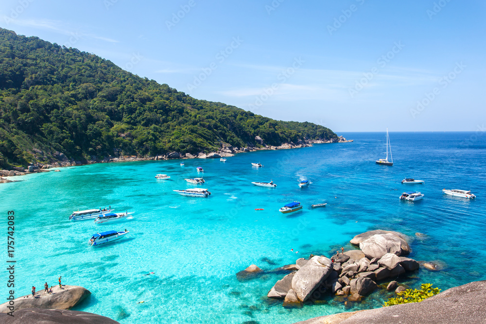 Obraz premium Top view of Similan island at Mu Koh Surin National Park, Phangnga Province, Thailand
