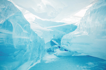 Poster Antarctica Kristalheldere ijsstructuur close-up  © Vova