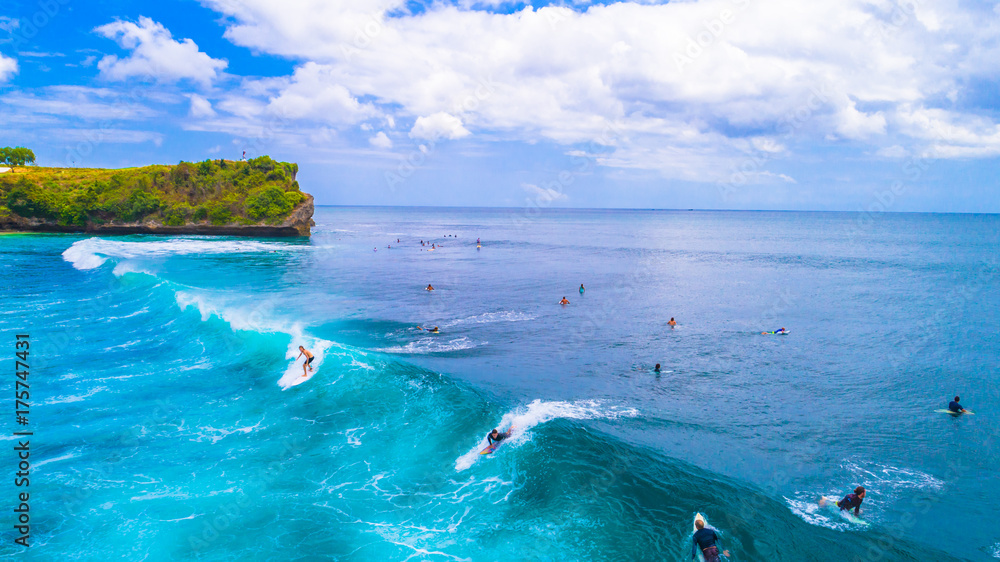 Samolepka Surfers. Balangan beach. Bali, Indonesia.