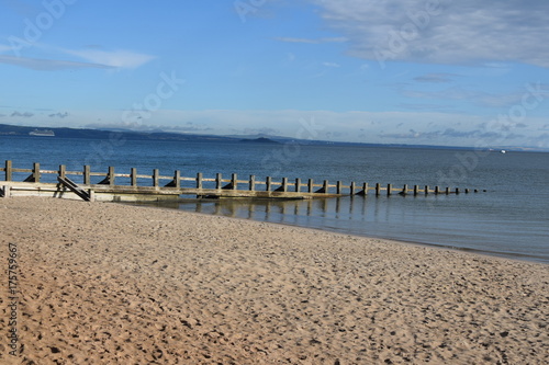 Portobello Beach in Schottland mit Blick auf Meer