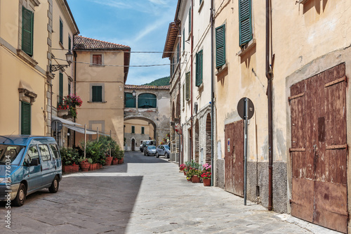 Old Italian streets in Tuscany © arbalest