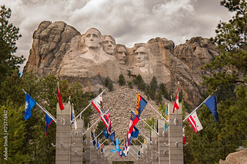 Mount Rushmore National Monument 