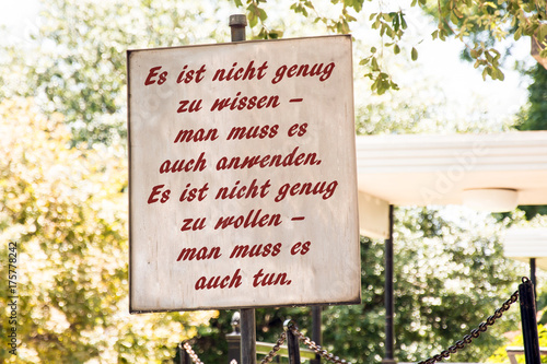 Businessspruch 006 - Es ist nicht genug photo