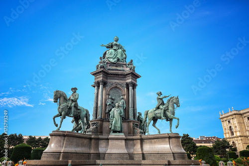 Photography Monuments Empress of Maria Theresa, Sisi . Vienna, Austria