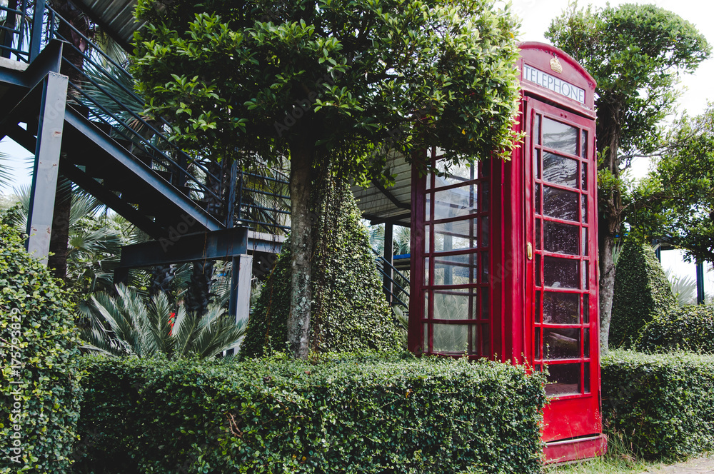 london phone booth
