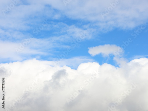 Fototapeta Naklejka Na Ścianę i Meble -  blue sky cumulus clouds