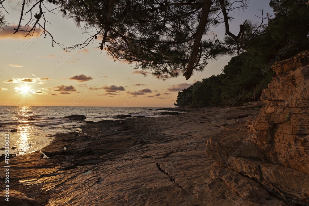 Sonnenuntergang Strand in Savudrija Umak Istrien Kroatien Sonnenuntergang Strand in Savudrija Umak Istrien Kroatien