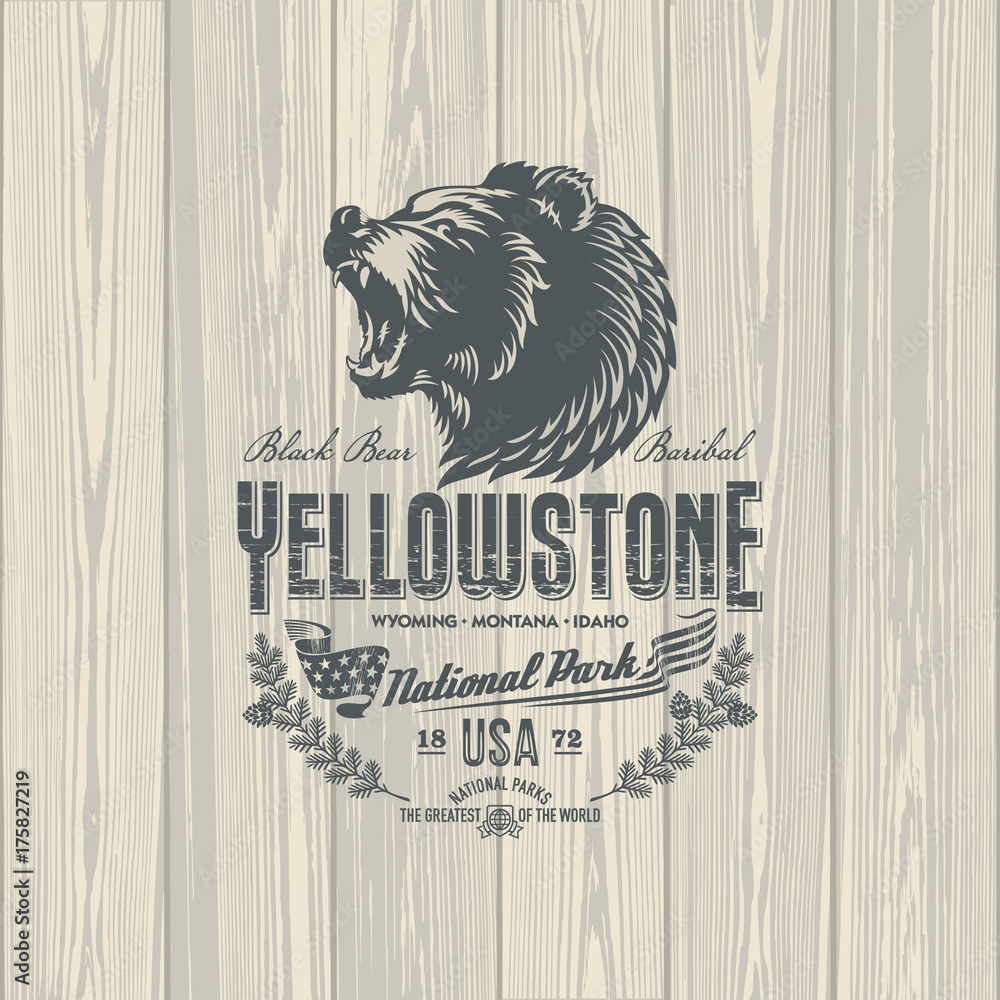 Obraz premium Медведь, Национальный парк Йеллоустоун, эмблема на деревянном фоне, иллюстрация, вектор