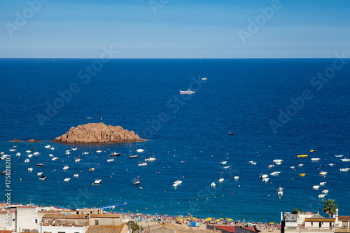 Obraz na plátně View of the town of Tossa de mar, city on the Costa Brava