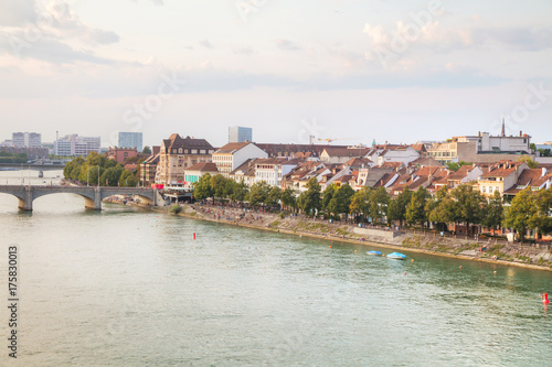 Obraz na płótnie Aerial overview of Basel cityscape w salonie