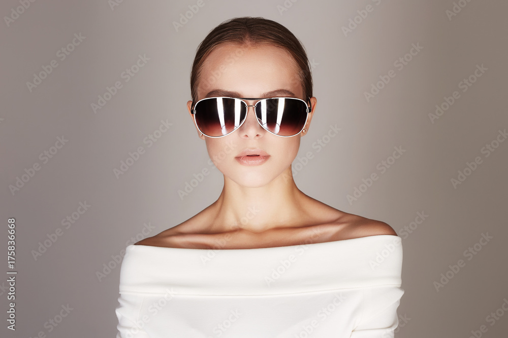 woman in sunglasses.fashionable girl woman in sunglasses.fashionable girl