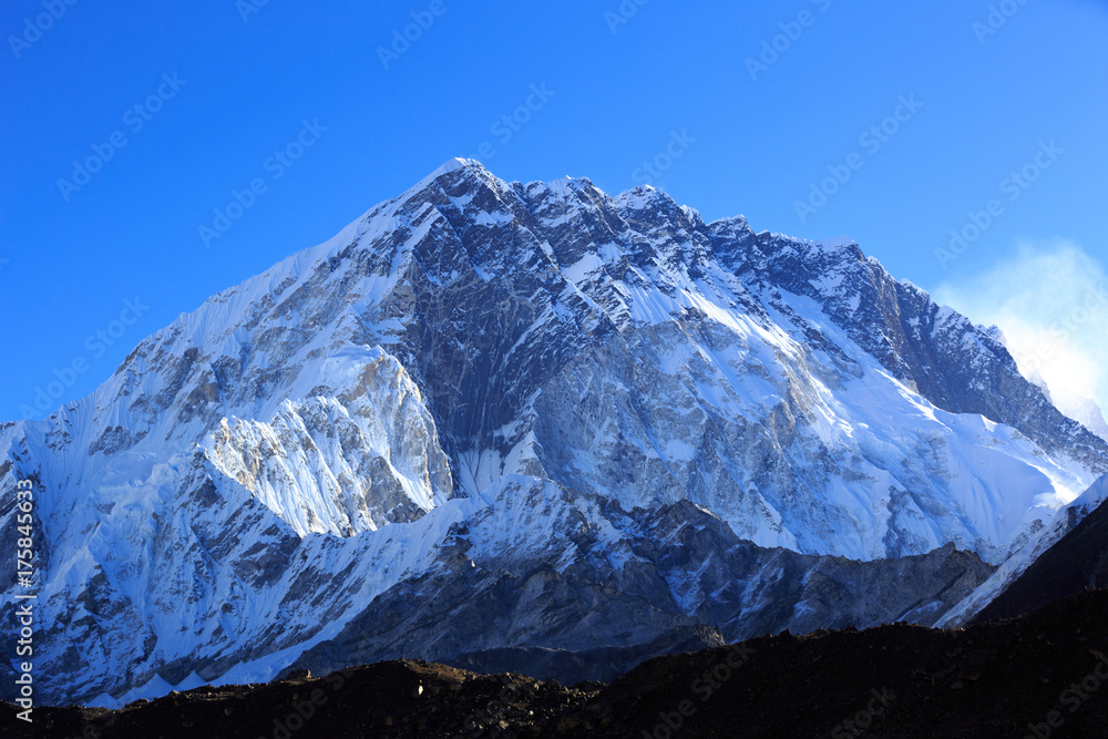 snow capped mountain landscape in nepal