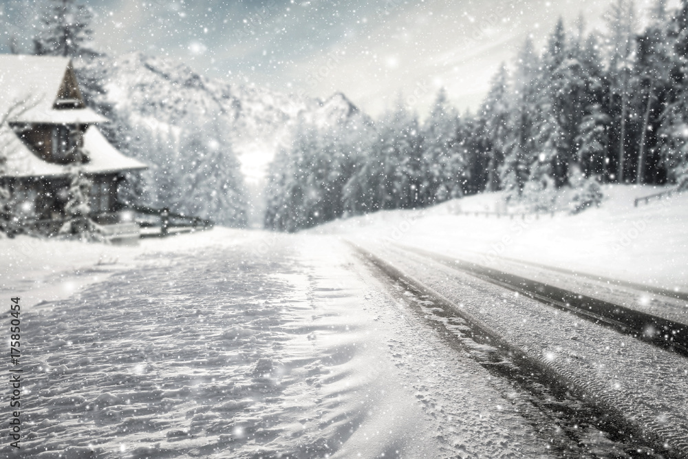 Obraz premium winter road 