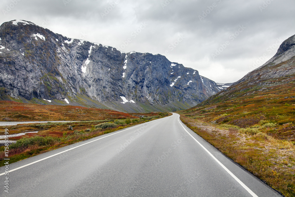 Naklejka premium Norwegen Landschaftsroute