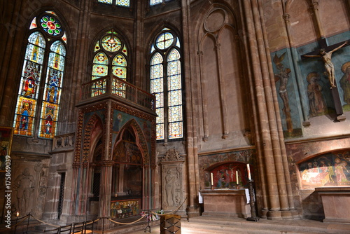 Innenansicht der Elisabethkirche (Marburg)