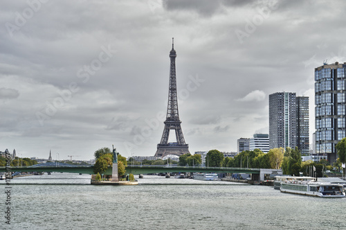 Eiffel Tower and Seine River.