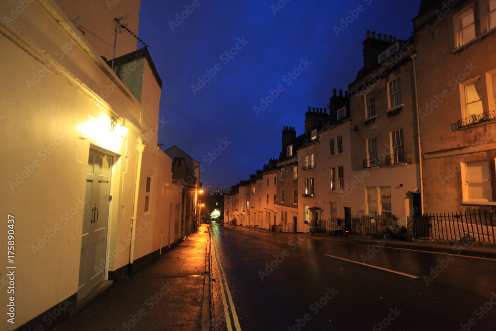 Fototapeta premium Bath at night