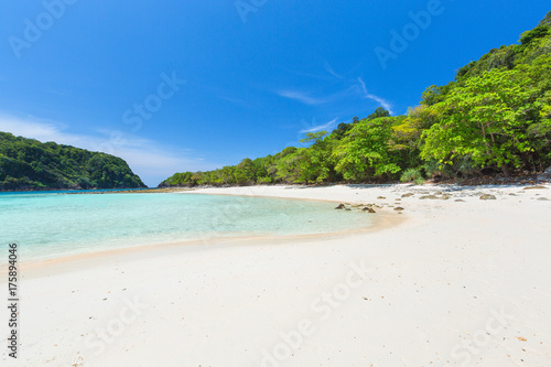 Krabi,kohrok,thailand © karntiphat