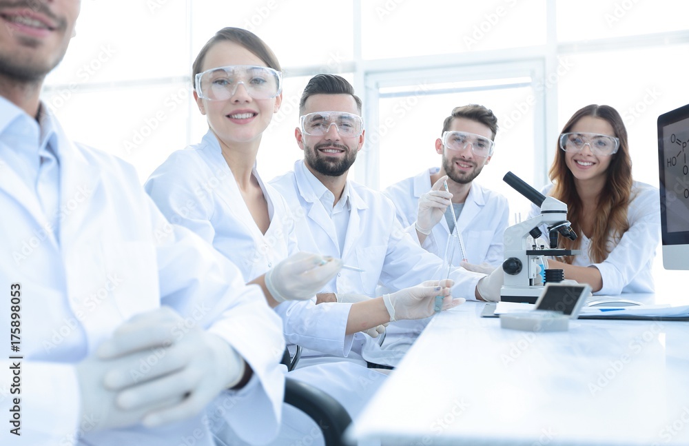 head of the scientific project and research team at the workplace head of the scientific project and research team at the workplace