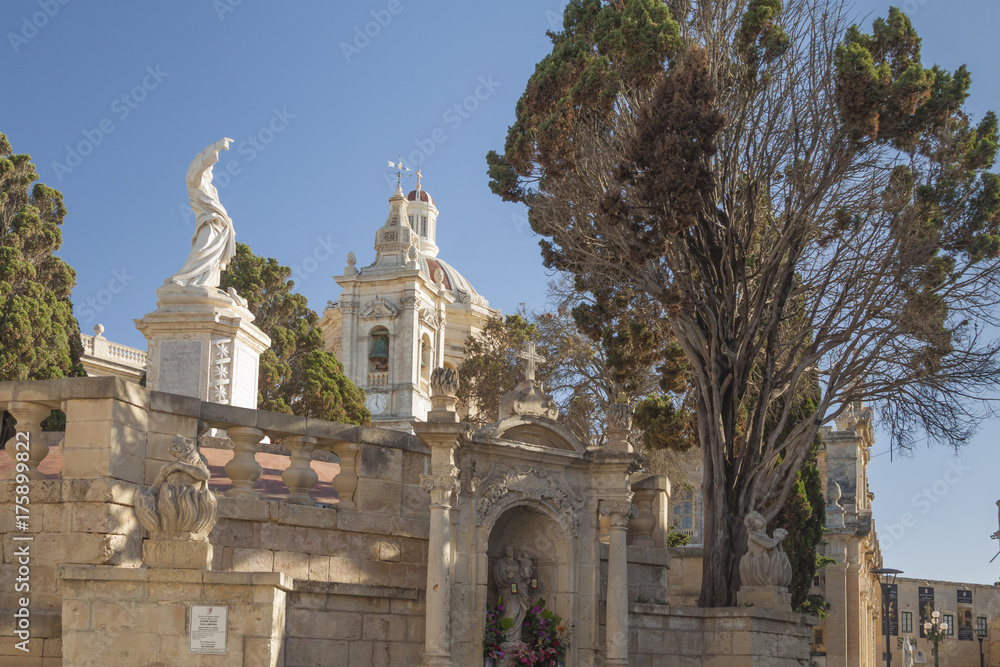 Malta, Rabat, Cathedral, st Paul's statue