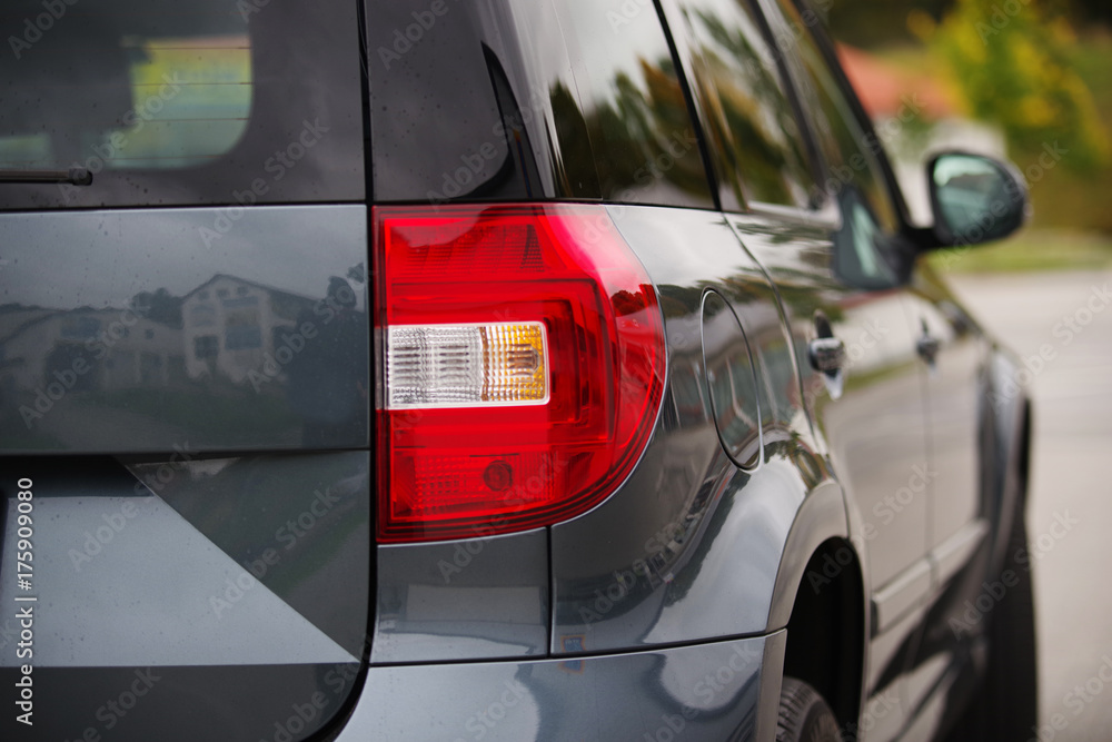 Fototapeta premium Rücklicht eines Autos 