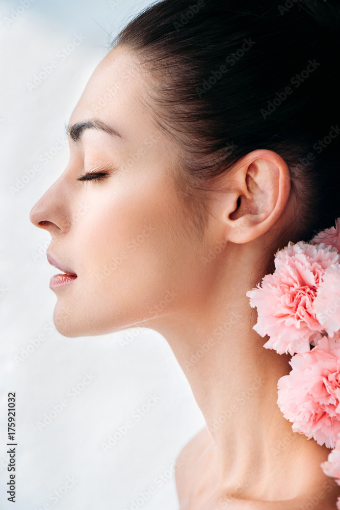 Fototapeta premium woman with natural and flowers