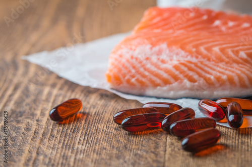 Obraz na płótnie Fish oil capsules with omega 3