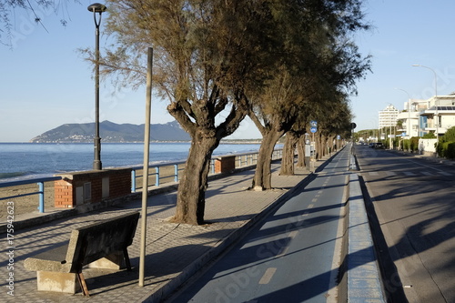 Tableau sur toile seafront of terracina