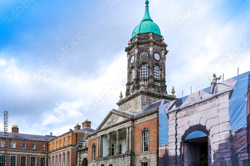 Canvas Print Street view of church landmarks of Dublin Ireland
