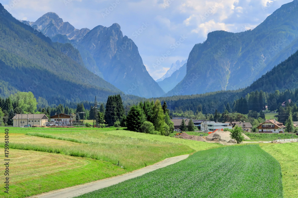 The Sexten Dolomites of Alpine Southern Tyrol, Italy - obrazy, fototapety, plakaty 