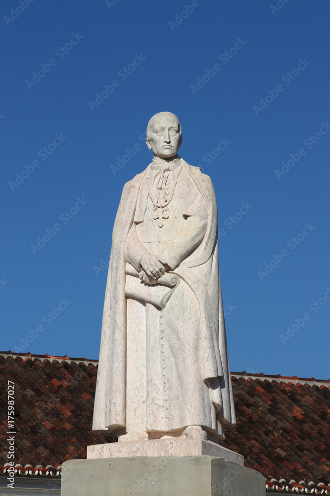 Fototapeta premium Das Denkmal eines Bischofs